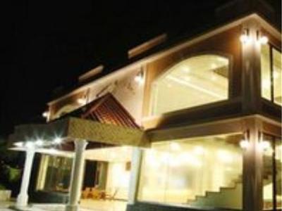 The Beverly Hills villas