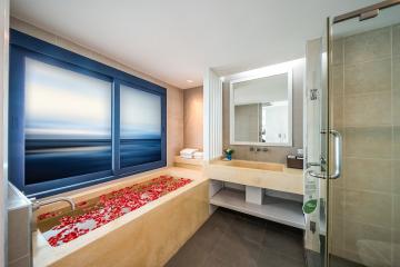 Отель Andamantra Resort & Villa Phuket Таиланд, пляж Патонг, фото 2