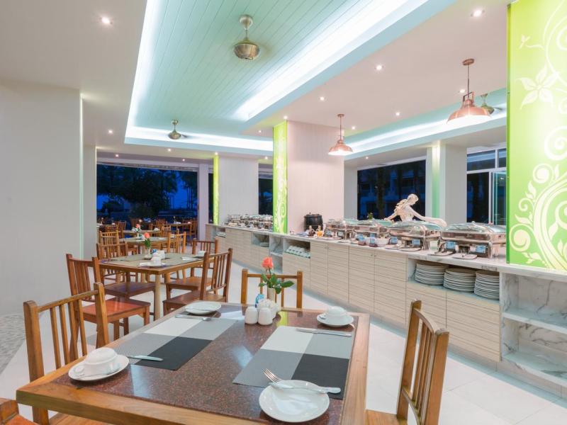 The Briza Beach Resort Khao Lak