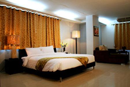 Centric Place Hotel