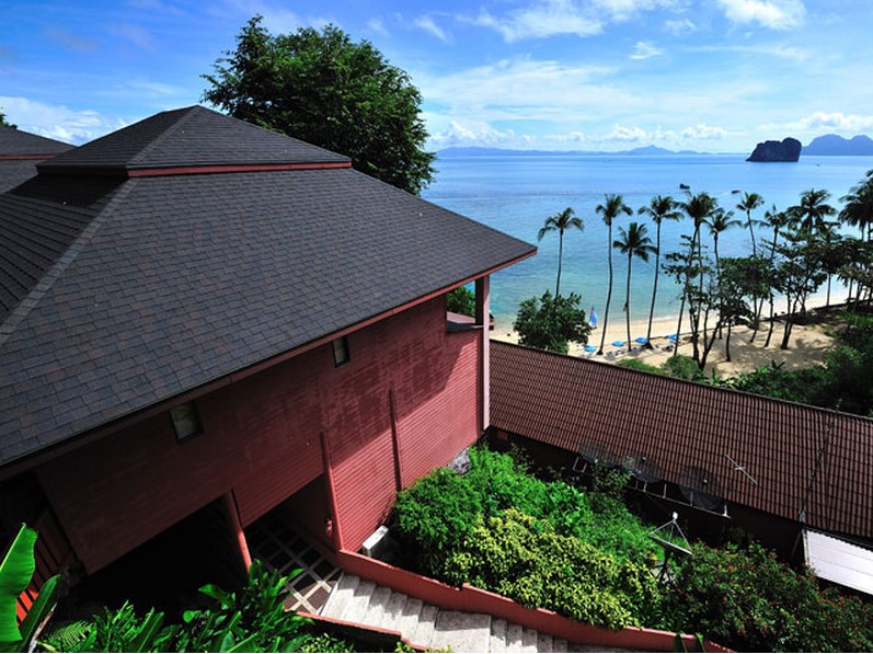 Koh Ngai Cliff Beach Resort