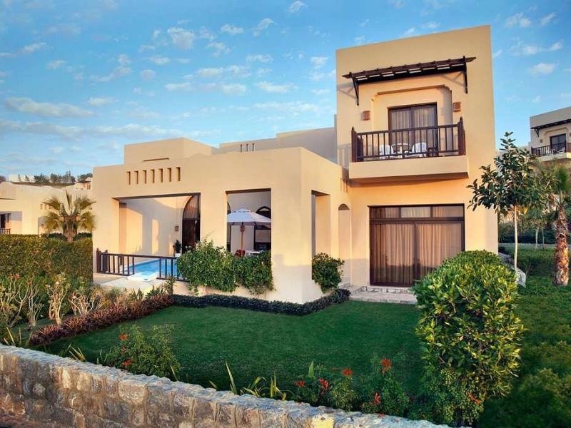 The Cove Rotana Resort