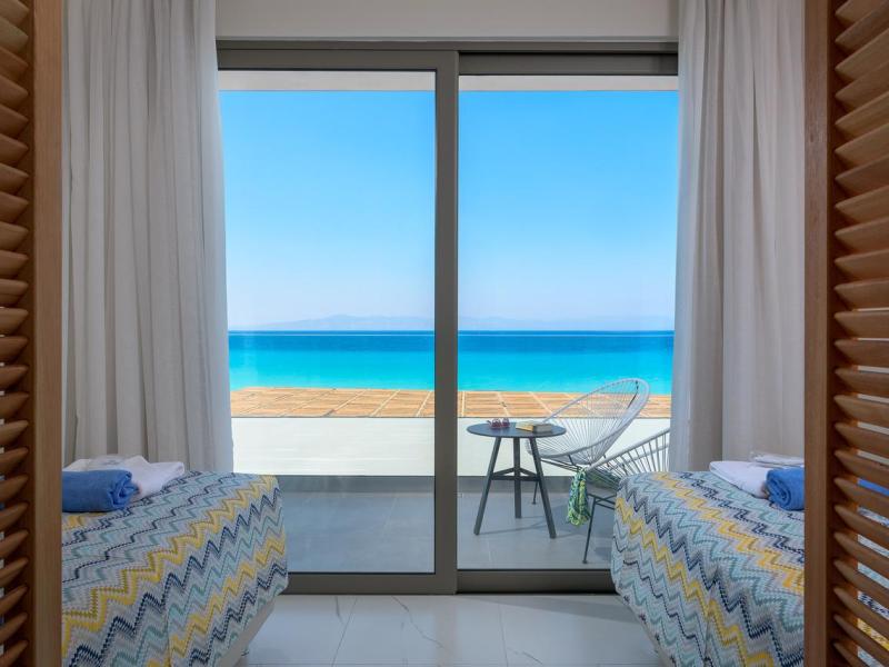 Avra Beach Resort Hotel & Bungalows