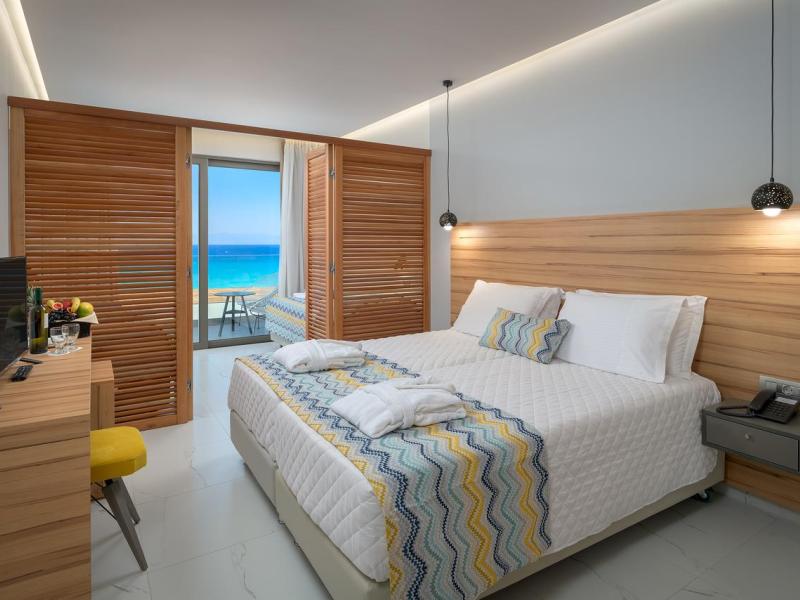 Avra Beach Resort Hotel & Bungalows
