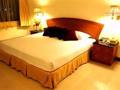Bobsons Suites Bangkok