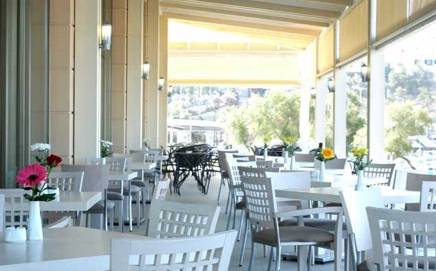 Avra Rafina