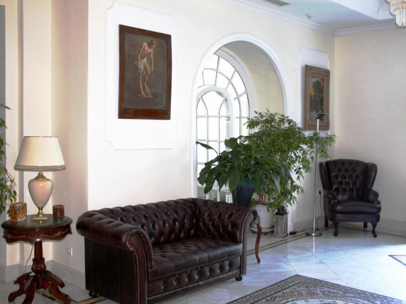 Avra Spa Hotel