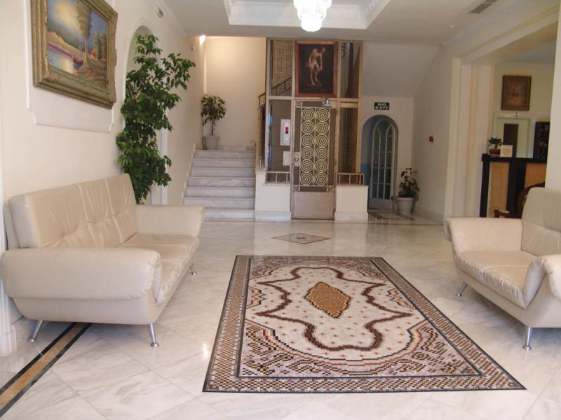 Avra Spa Hotel