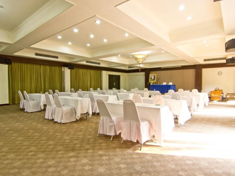 The Green Park Resort