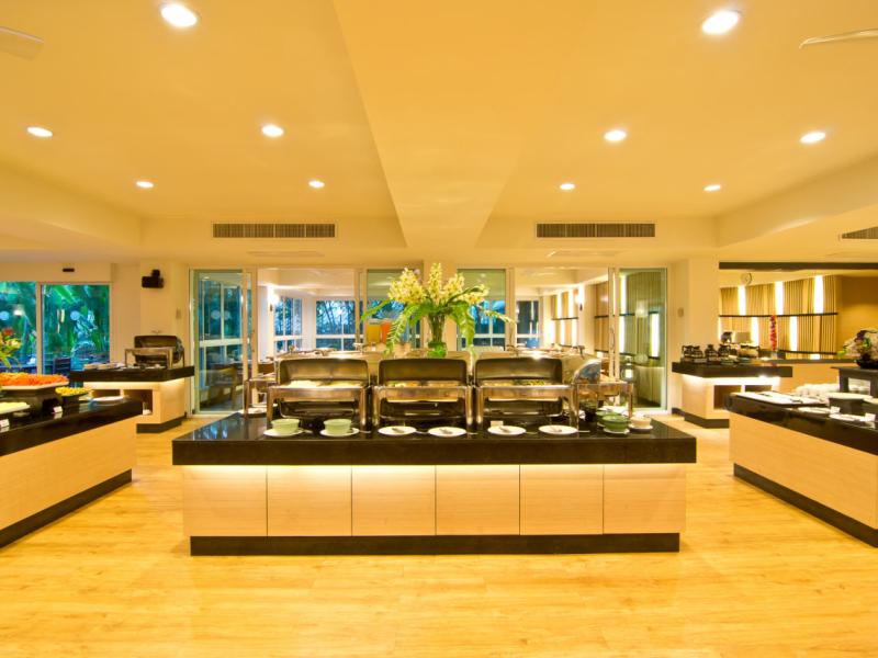 The Green Park Resort