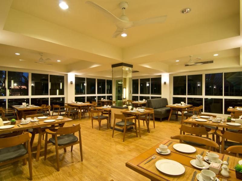 The Green Park Resort