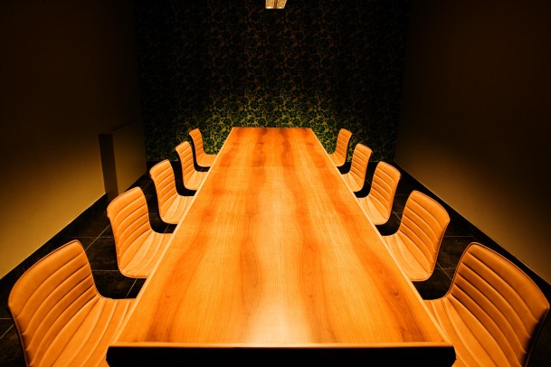 The Icon Hotel & Lounge