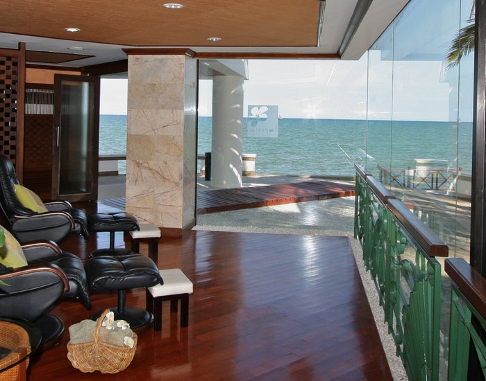 The Imperial Hua Hin Beach Resort