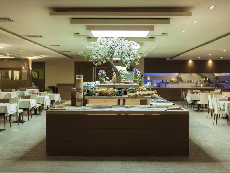 The Ixian Grand