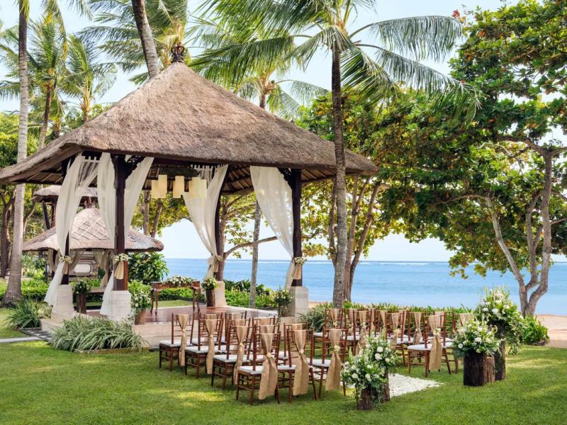 The Laguna, a Luxury Collection Resort & Spa