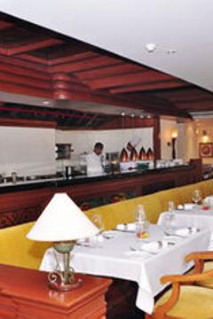 Отель The Lalit New Delhi Индия, Дели, фото 20