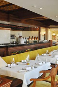 Отель The Lalit New Delhi Индия, Дели, фото 31