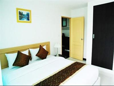 The Laurel Suite