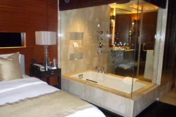 Отель The Leela Ambience Gurgaon Hotel & Residences Индия, Дели, фото 16