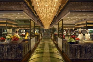 Отель The Leela Ambience Gurgaon Hotel & Residences Индия, Дели, фото 8