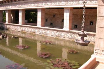 Отель The Leela Palace Bangalore Индия, Бангалор, фото 9