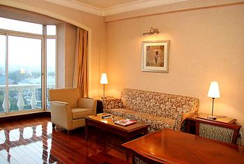 The Loong Palace Hotel & Resort