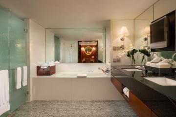 Отель The Mandarin Oriental Китай, Гонконг, фото 8