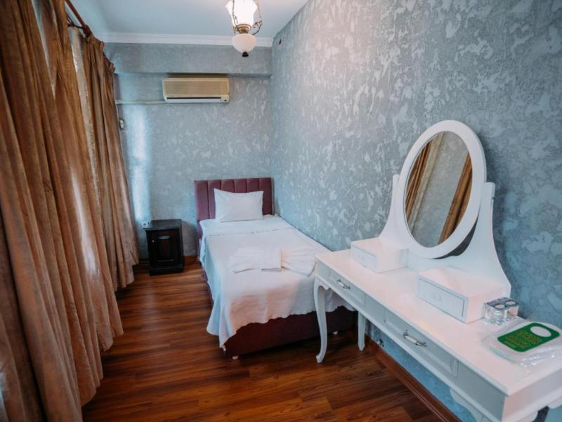 Ayasofya (Gulliver Hagia Sophia Hotel)