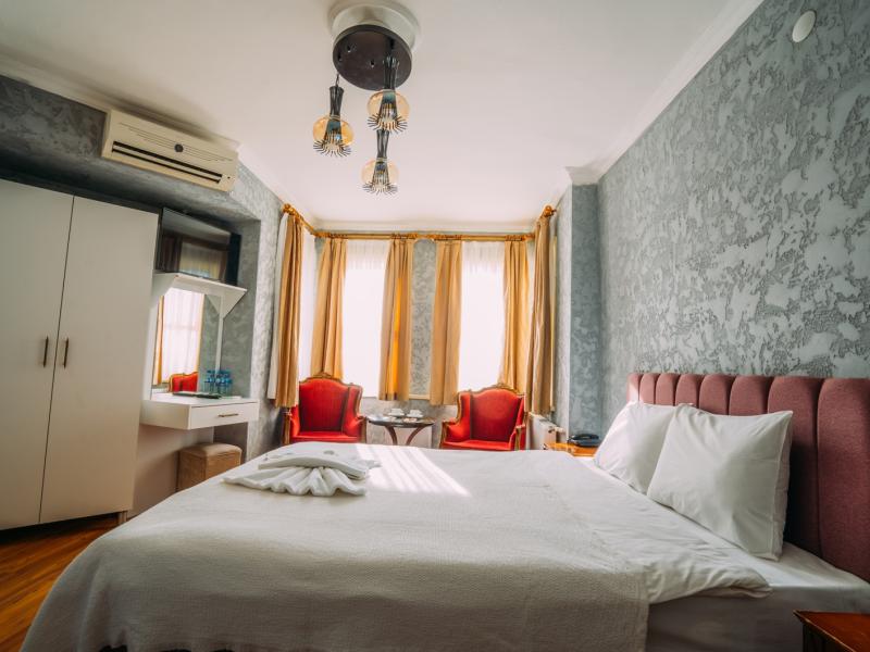 Ayasofya (Gulliver Hagia Sophia Hotel)
