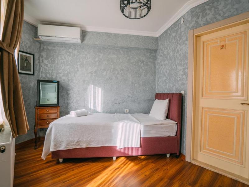 Ayasofya (Gulliver Hagia Sophia Hotel)