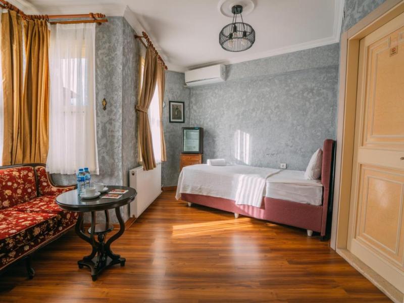 Ayasofya (Gulliver Hagia Sophia Hotel)