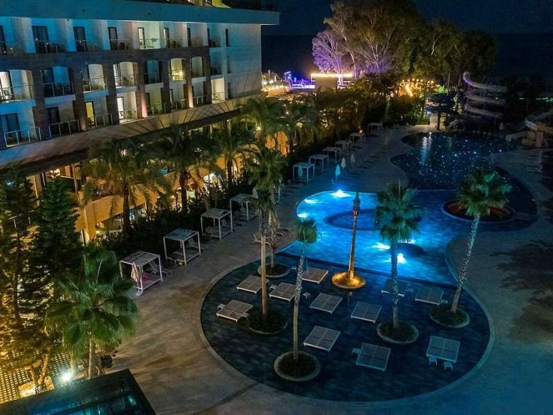 DoubleTree by Hilton Antalya Kemer