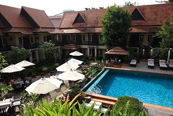 B2 Ayatana Premier Hotel & Resort
