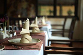 B2 Ayatana Premier Hotel & Resort