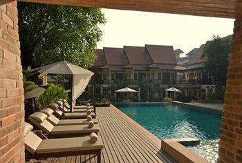 B2 Ayatana Premier Hotel & Resort