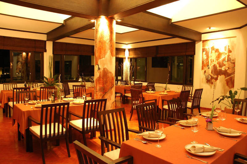 B2 Ayatana Premier Hotel & Resort