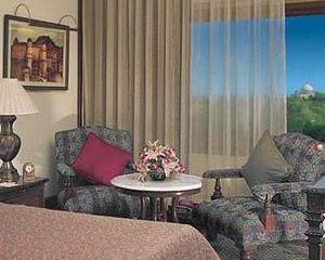 Отель The Oberoi New Delhi Индия, Дели, фото 16