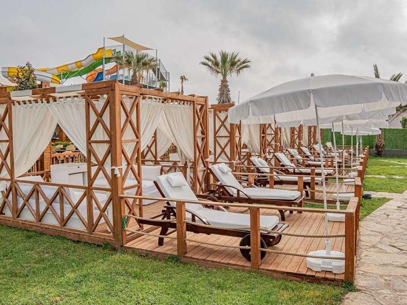 Aydinbey Famous Resort