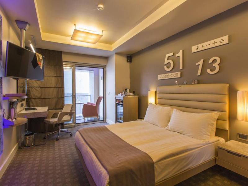 Ramada by Wyndham Istanbul Pera