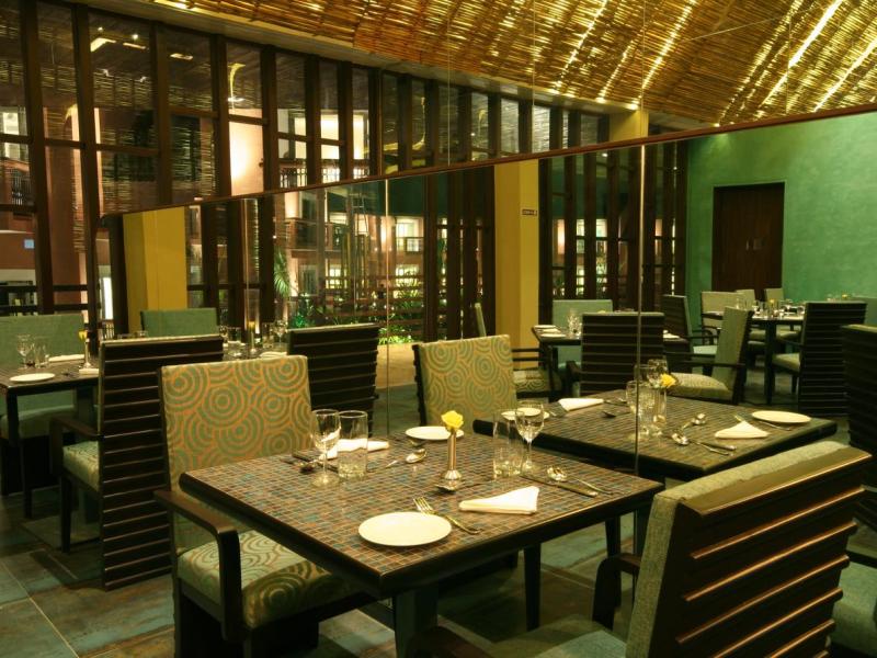 The Golden Crown & Spa Colva