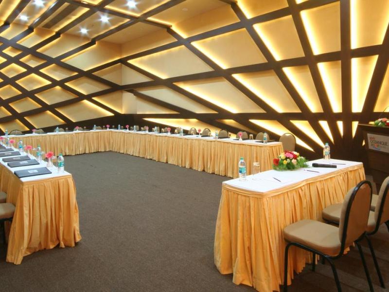 The Golden Crown & Spa Colva
