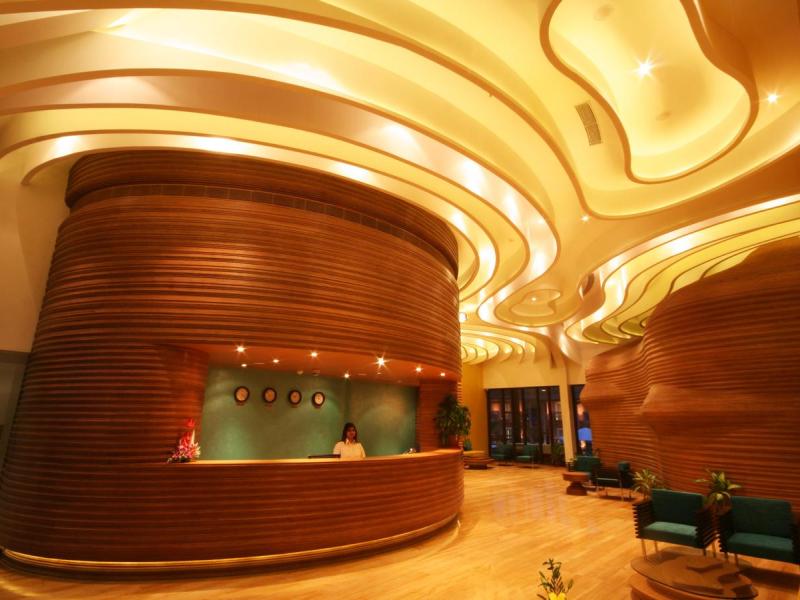The Golden Crown & Spa Colva