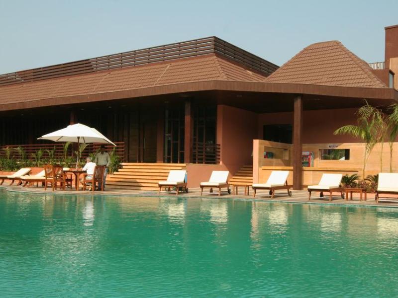 The Golden Crown & Spa Colva