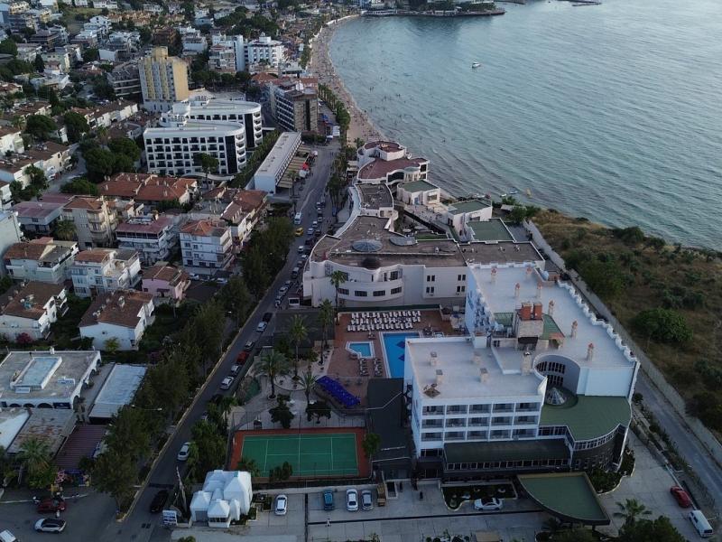 Ada Newday Resort Hotel