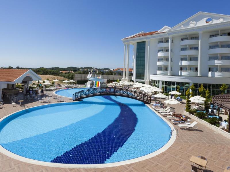 Roma Beach Resort & Spa