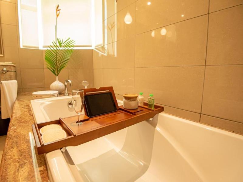 Sands Suites Resort & Spa