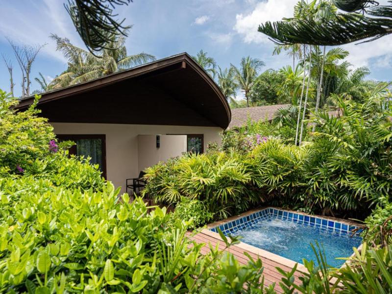 Barcelo Coconut Island