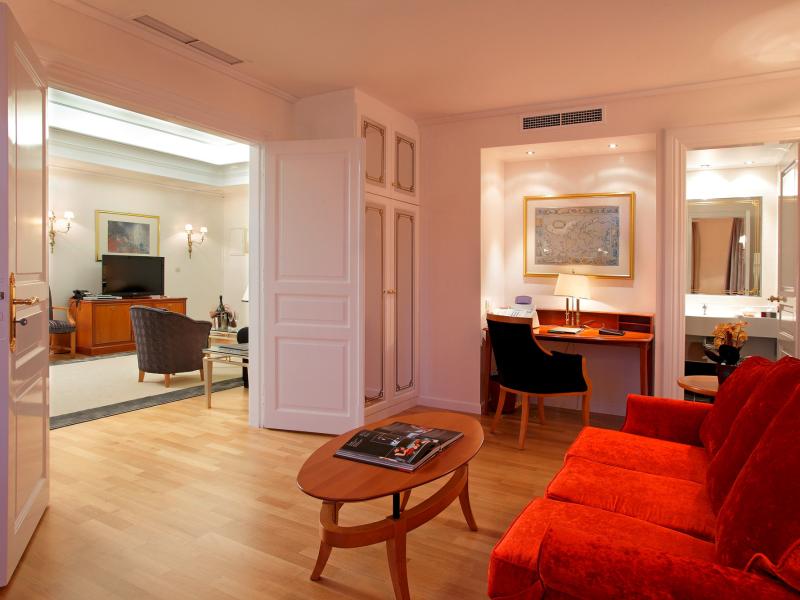 Theoxenia Palace Hotel