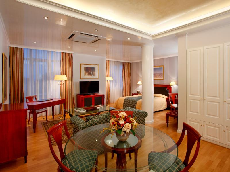 Theoxenia Palace Hotel