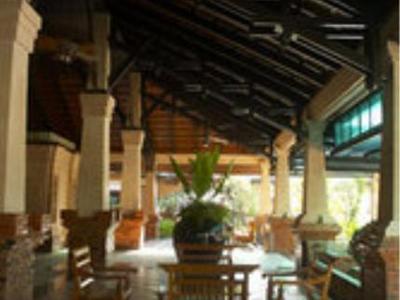 Circle Phuket Resort & Spa